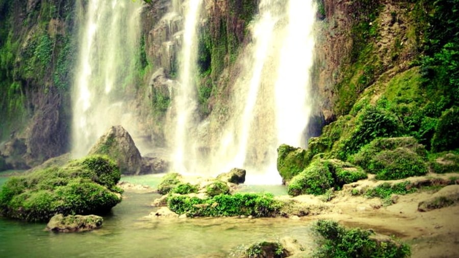 Ban Gioc waterfalls, Cao Bang province