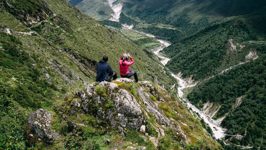 Wonderful Trek, Good Guide & Porter