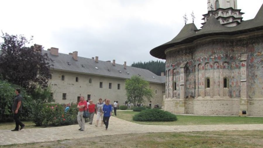 Bucovina, Monastery