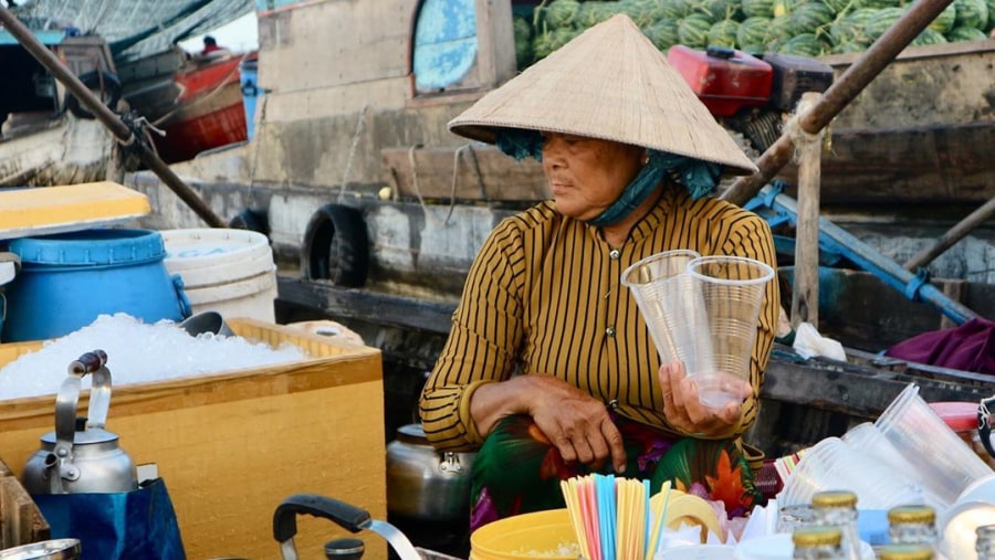 Floating coffee shop in Cai Rang floating market