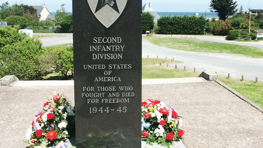 Omaha Beach - Memorial to the 2nd Infantry Division