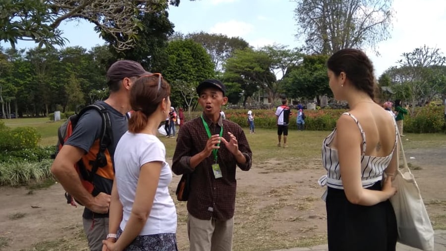 Explain about history of prambanan temple