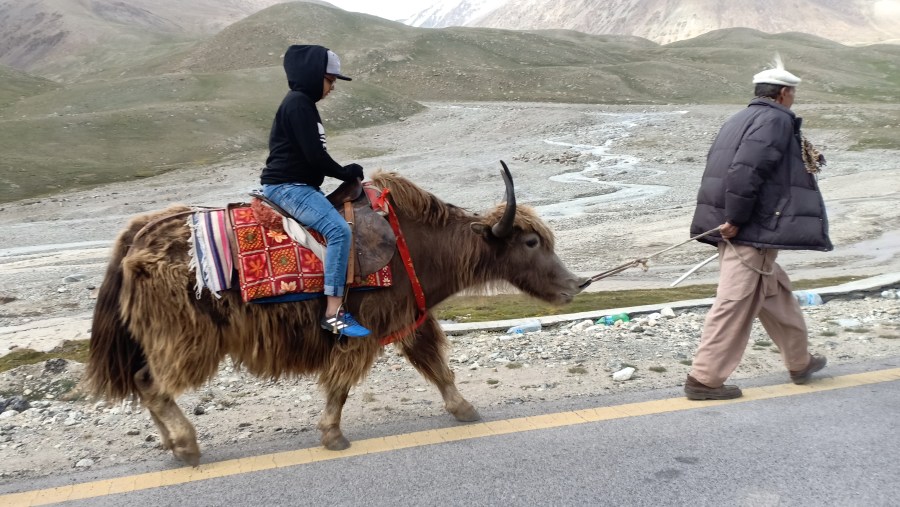 khunjerab pass  4,693-meter