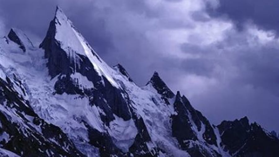 leila peak 