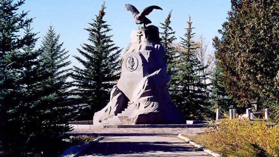 Monument of Przhevalski - Russian Traveller