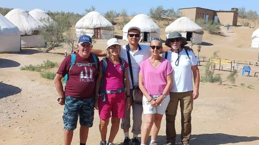 aydarkul yurt camp with guide