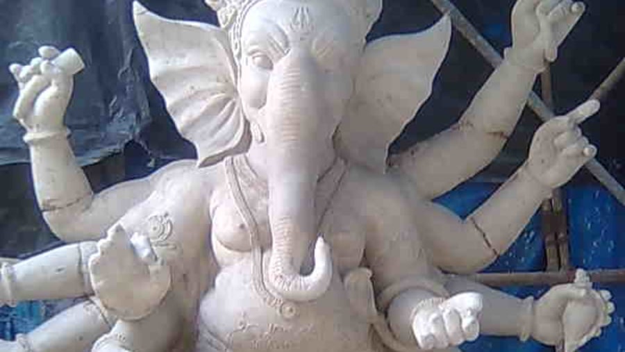 Elephanta God Idol into Making 