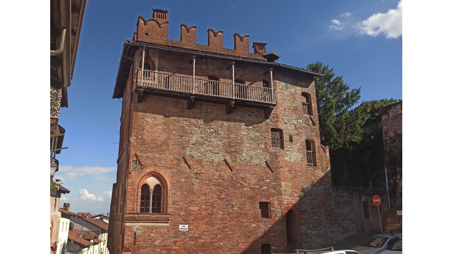 Casa del Senato - late medieval palace