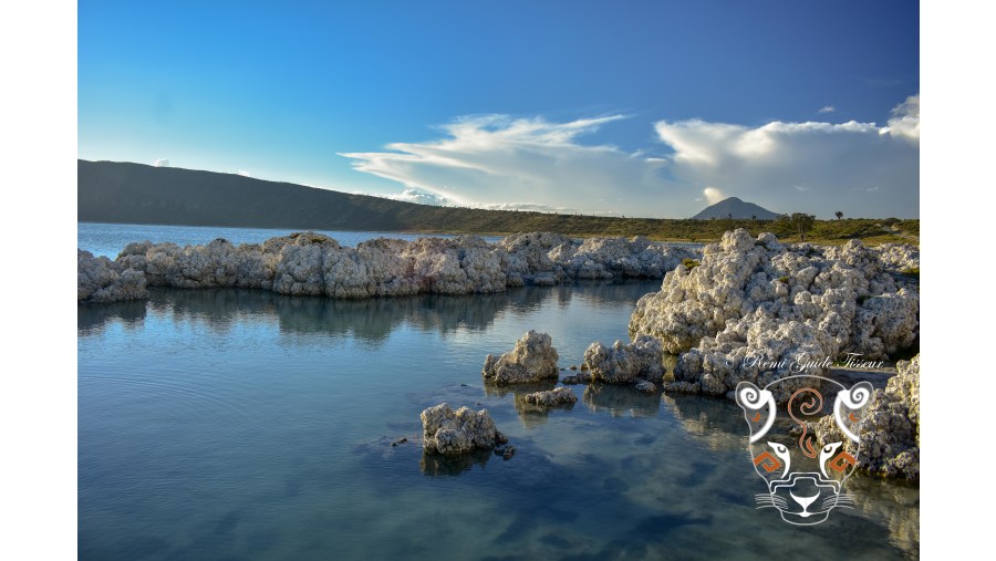 Alchichica lake, a former crater with enigmatic legends around