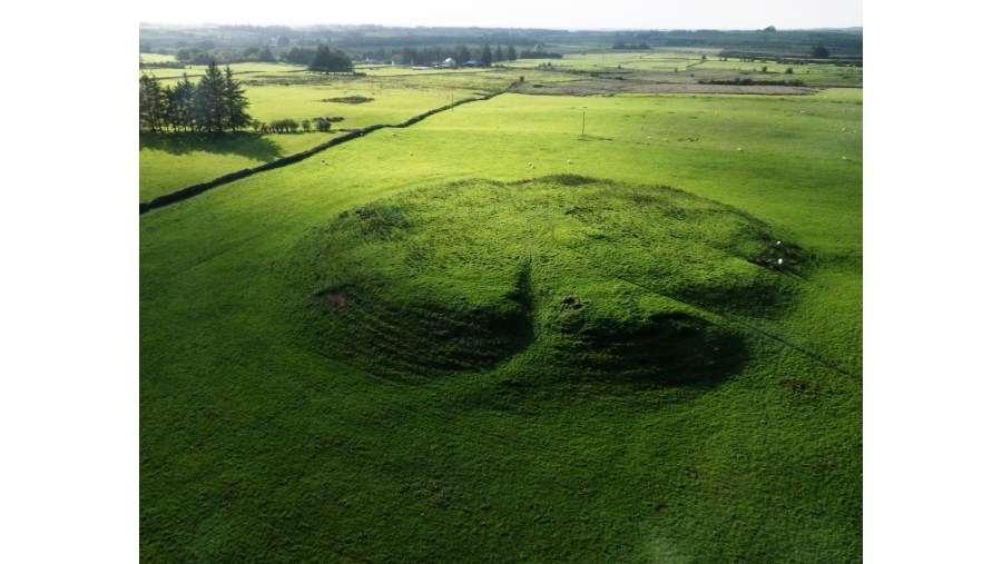 Rathcroghan Mound, oblique aerial, Rathcroghan, Co. Roscommon (Image courtesy of Joe Fenwick, NUI, Galway 2016)