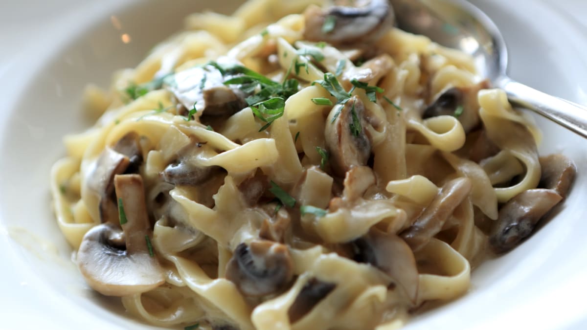 fettuccine with mushrooms