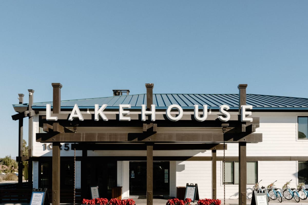 lakehouse
