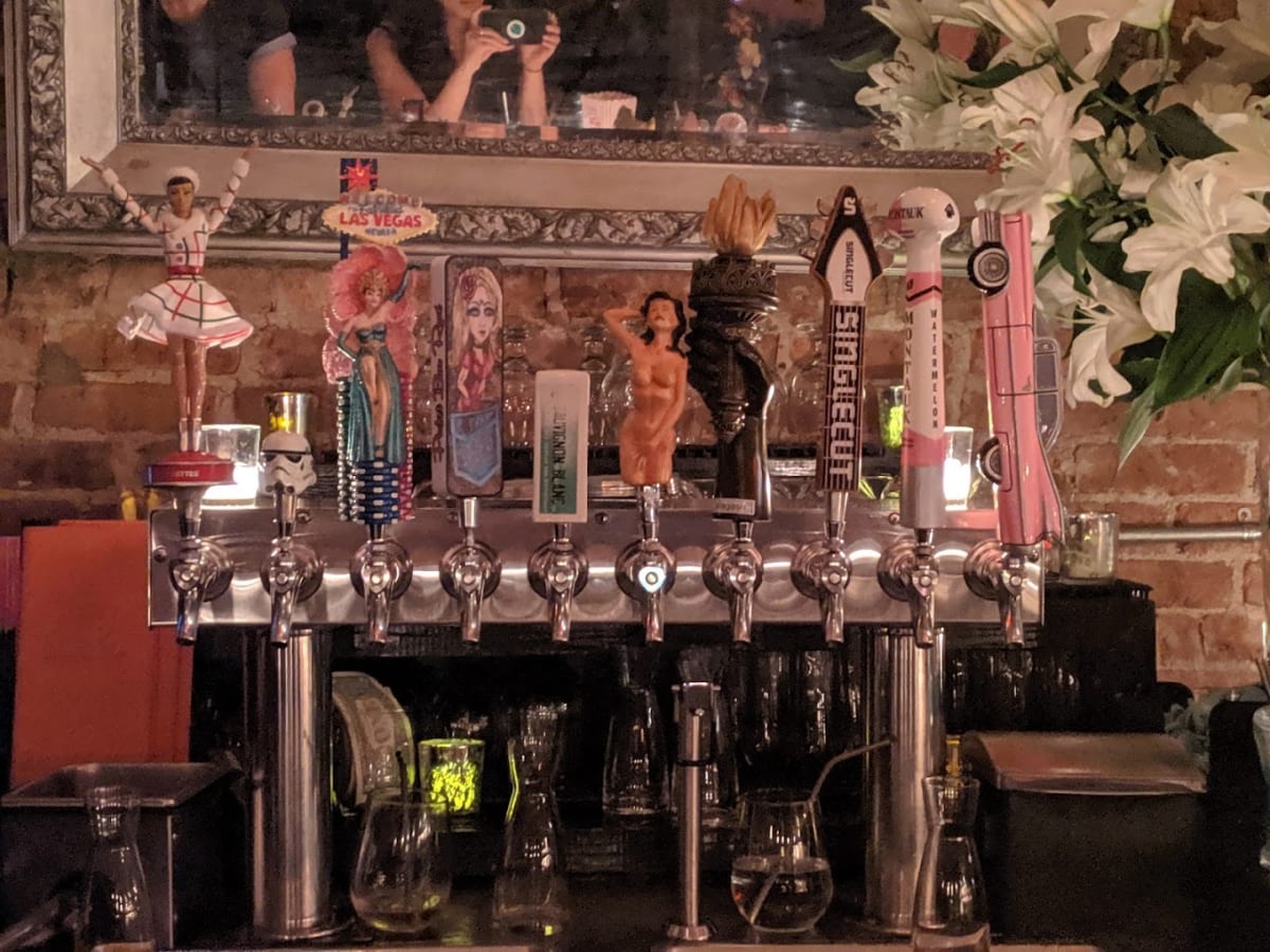 Hell's Kitchen Neighborhood - Pocket Bar