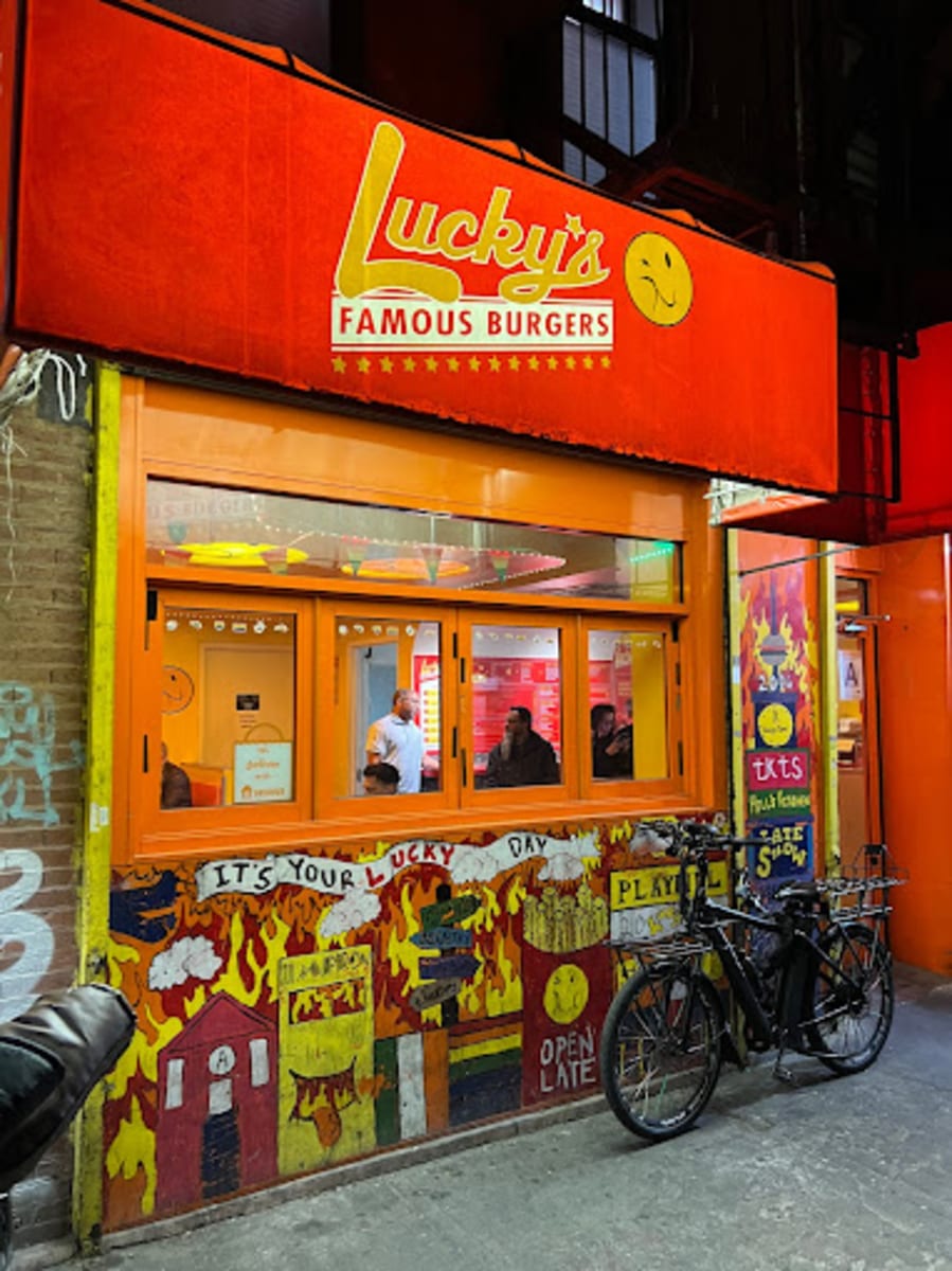 Hell's Kitchen Neighborhood - Lucky's