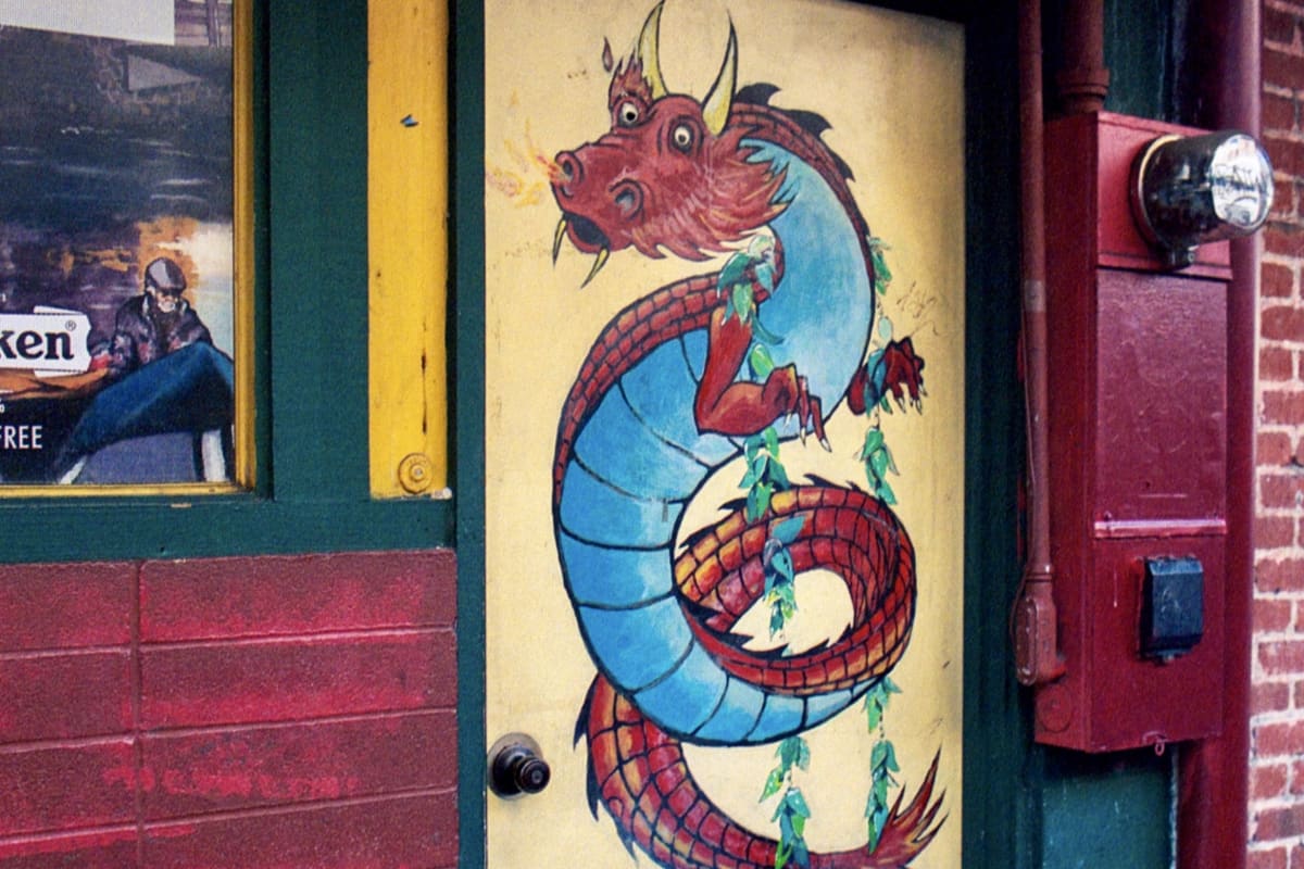 Chinatown - Dragon Upstairs