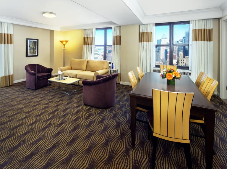 Premium Suite - Living Area