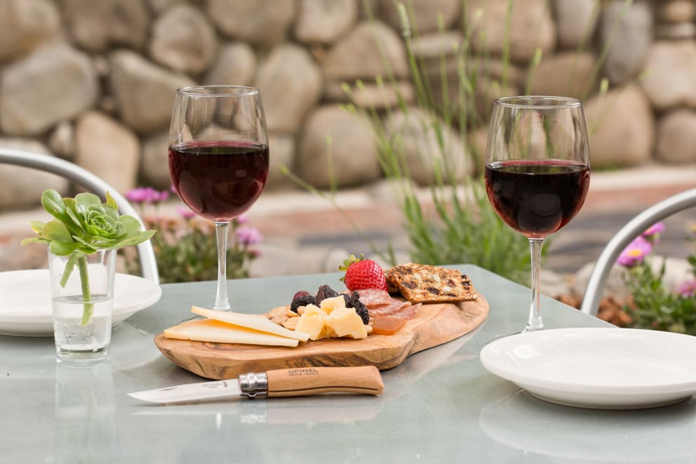 1605-Hideaway Patio Wine & Cheese_1600x2400