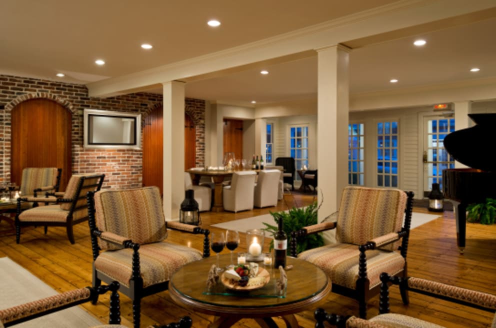 main-street-lounge