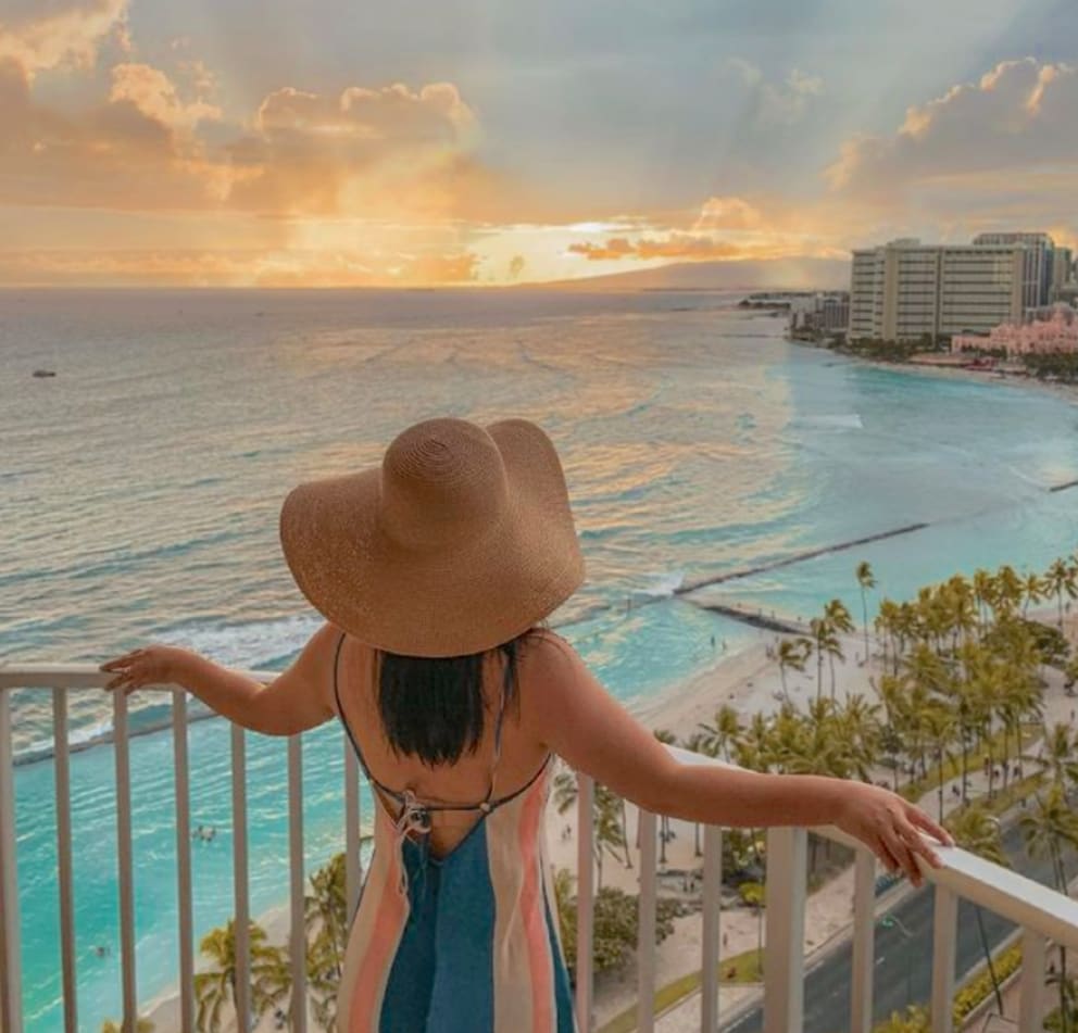 Book a Room with a View in Waikiki