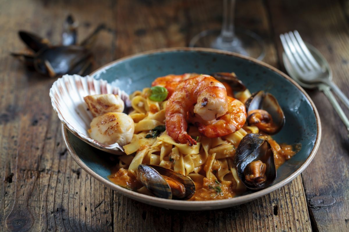 seafood-linguini-long-beach