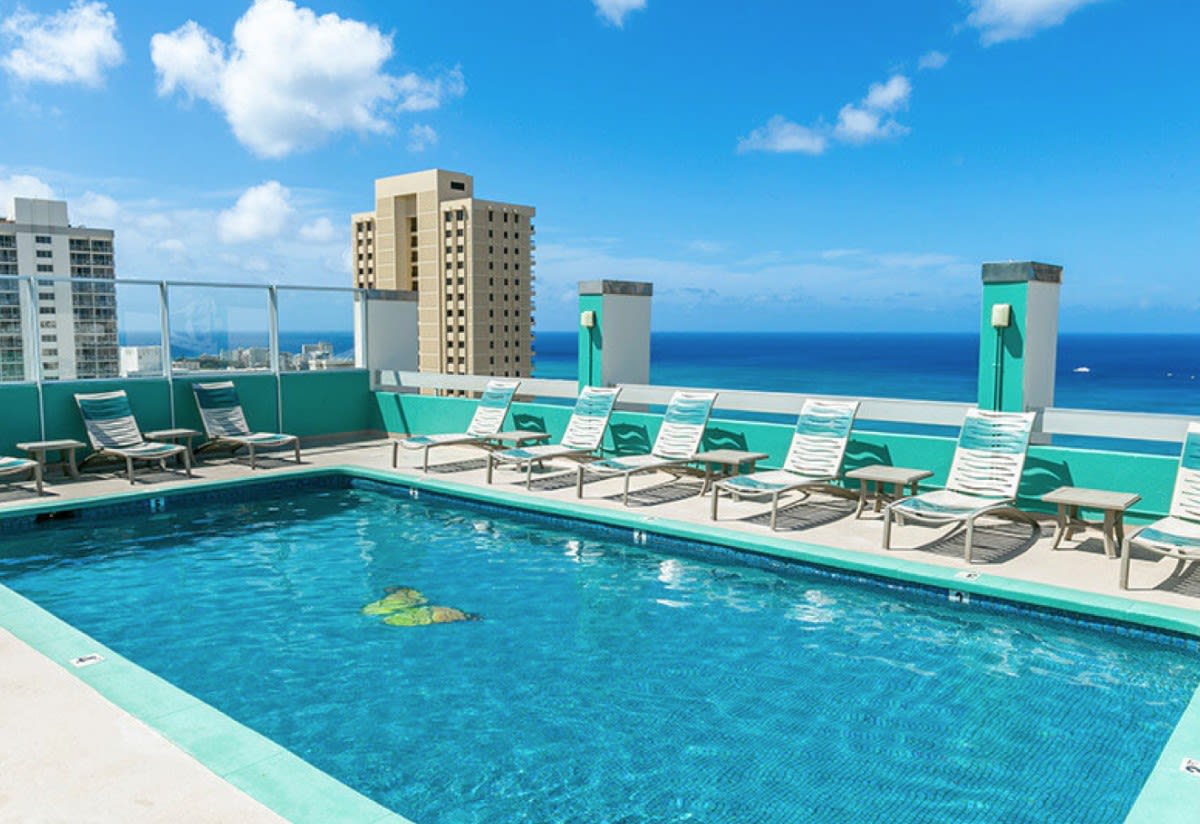 roof-top-pool