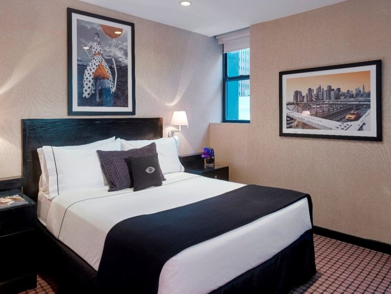 SUPERIOR QUEEN ROOM