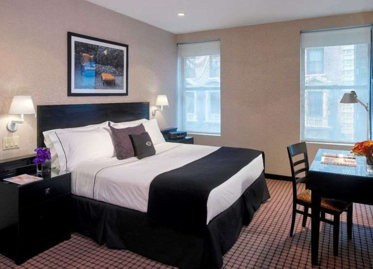 Deluxe King Room