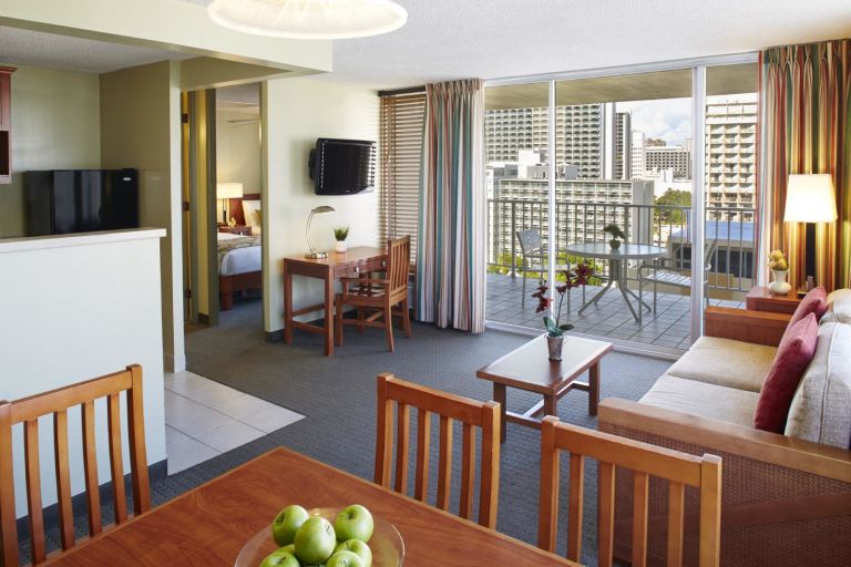Pacific-Monarch-1-Bedroom-Kitchenette-Partial-Ocean-View