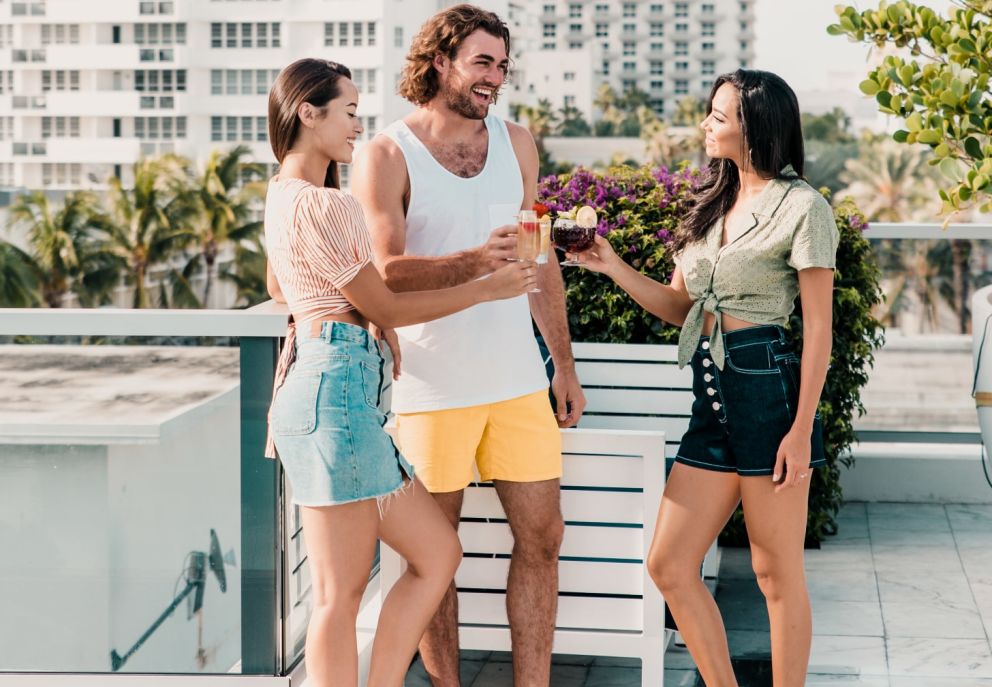 ESCAPE ROOFTOP POOL AND TERRACE