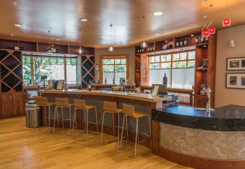 Cinnabar Winery