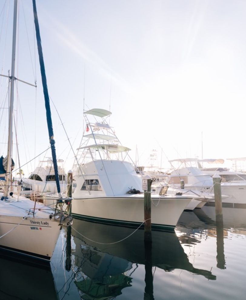 Full-service marina with deep-water access