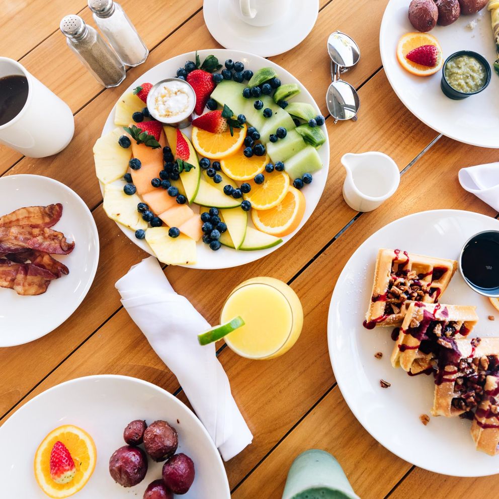 Breakfast included - offer from Oceans Edge Resort and Marina