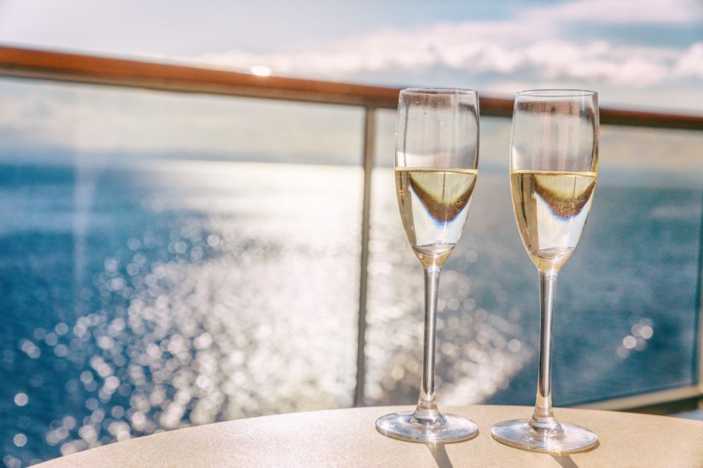 Book a gourmet dinner cruise with Oceans Edge Resort and Marina
