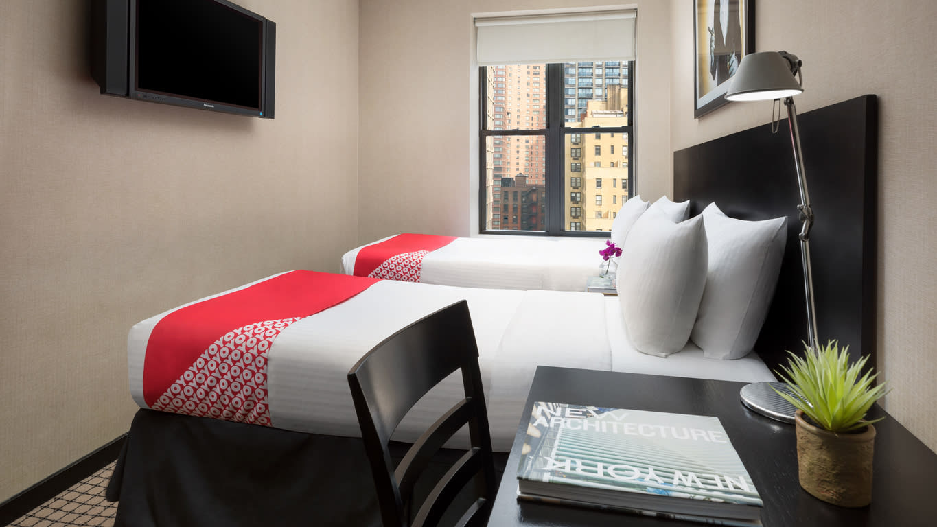 Deluxe City View Two Full Beds