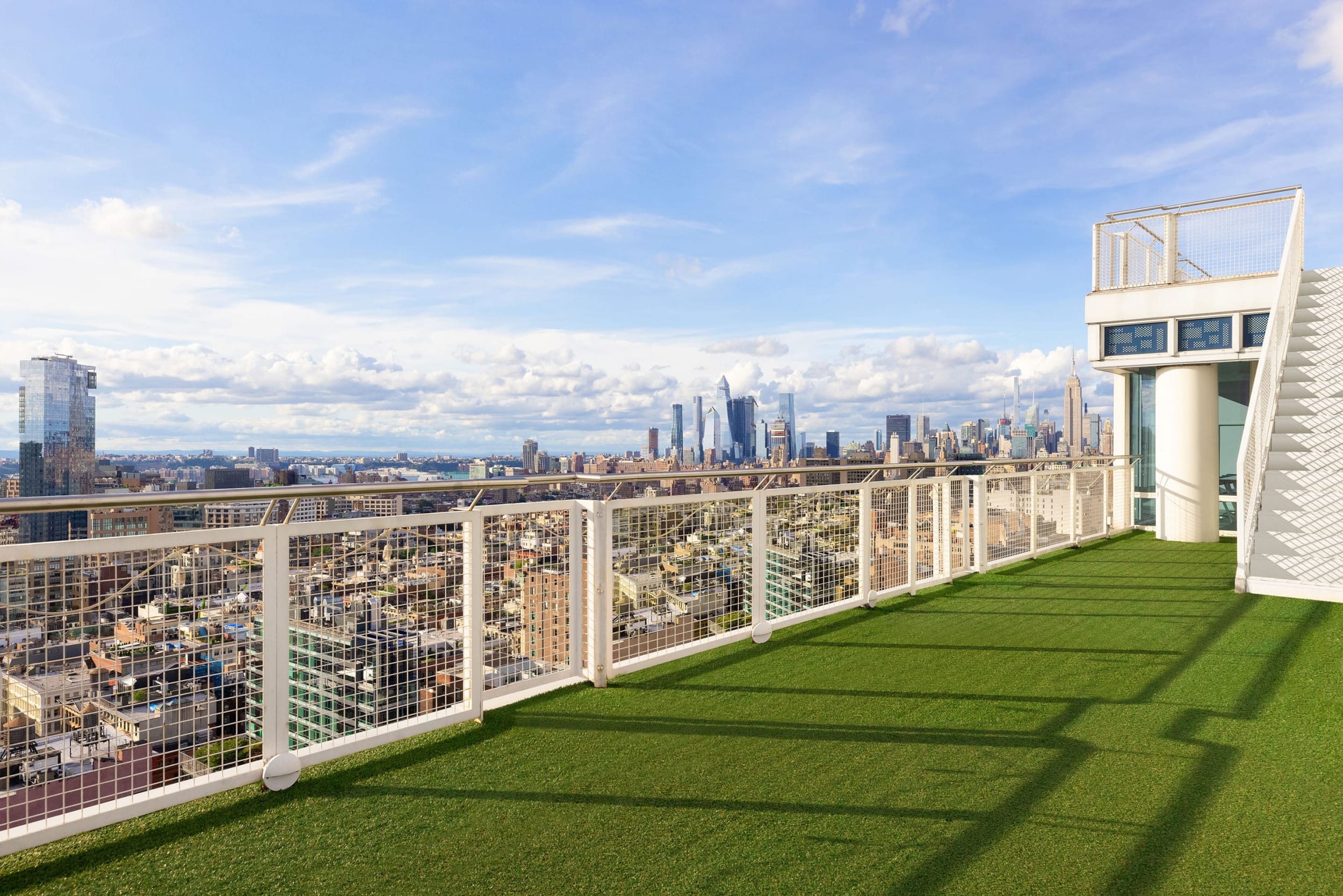 Nomo-Soho-Roof-Deck-Empire