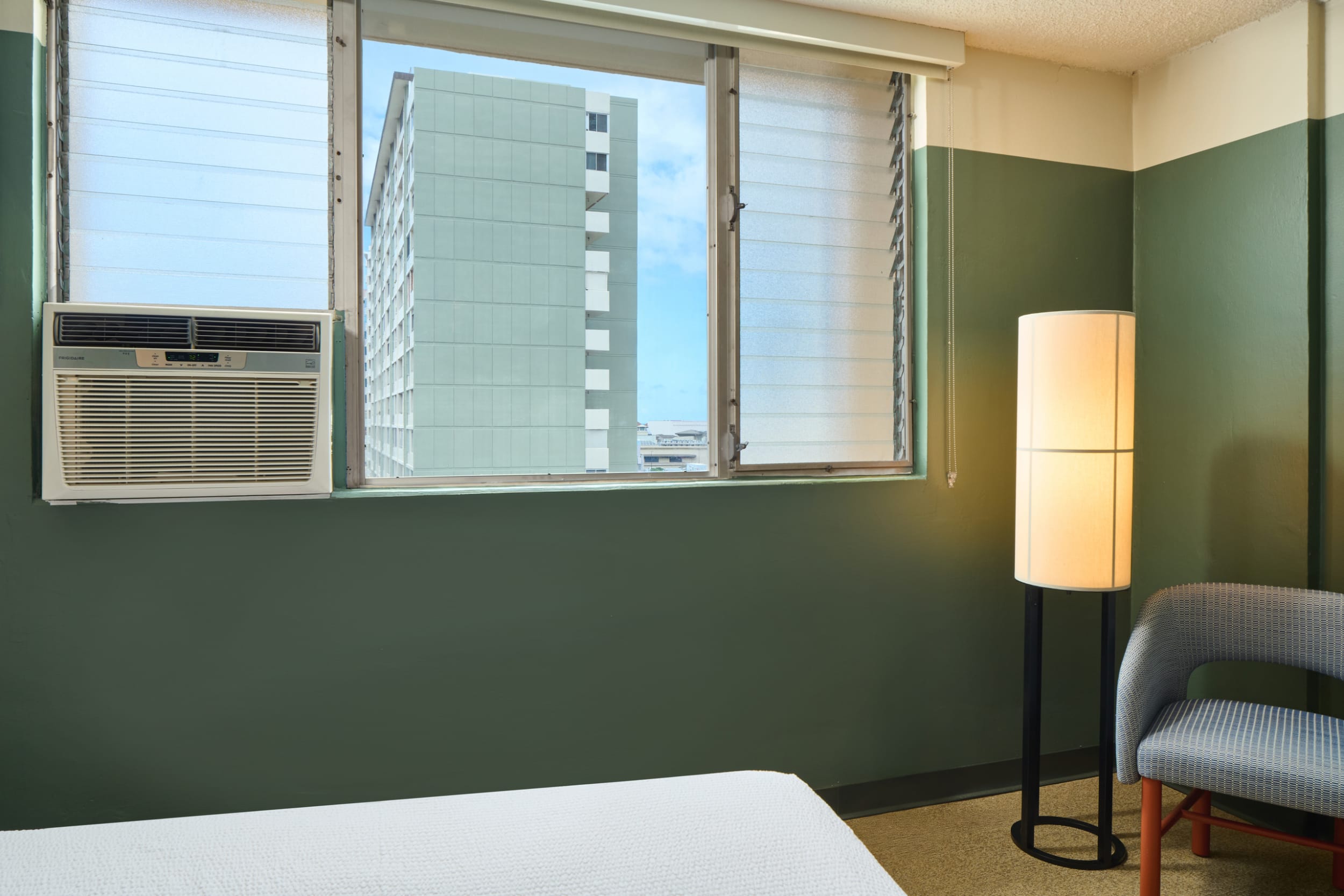 High Floor City View Queens - 006