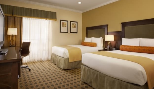 Premier Double Queen room photo