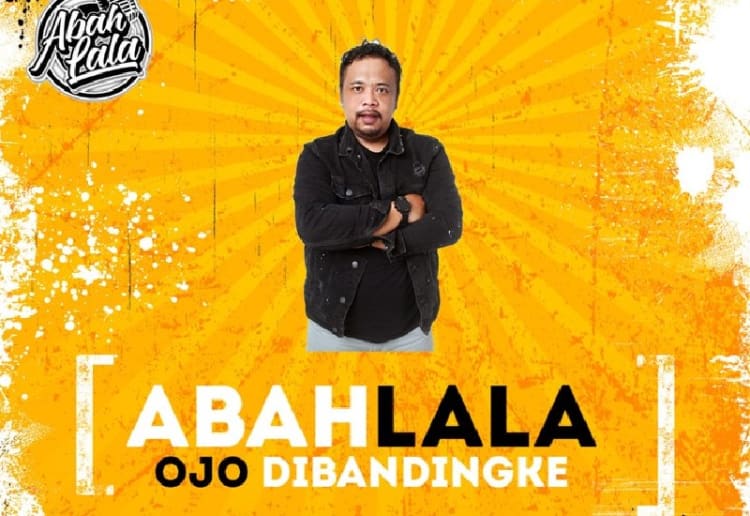 Lirik Lagu Ojo Dibandingke – Abah Lala dan terjemahannya