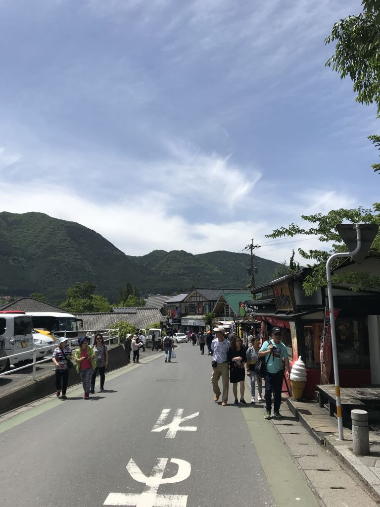 유후인의 '유노츠보 거리' (간식 천국^^)