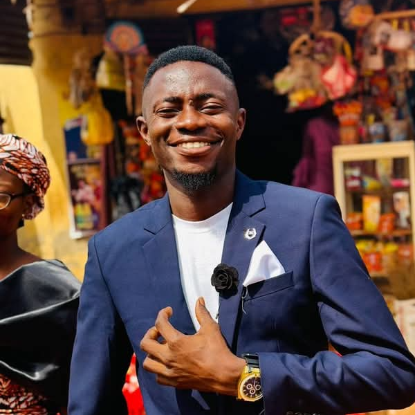 {{rater.commenter.first_name}}