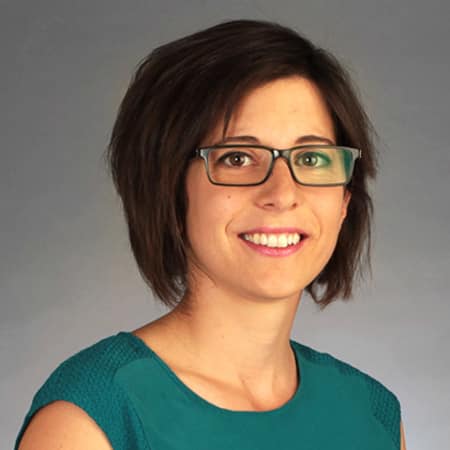 Link to Lara Salinas' profile.