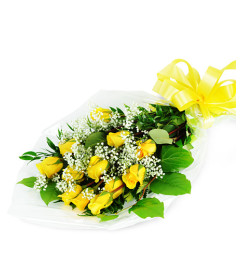 Perfect Wrapped Long-Stemmed Yellow Roses