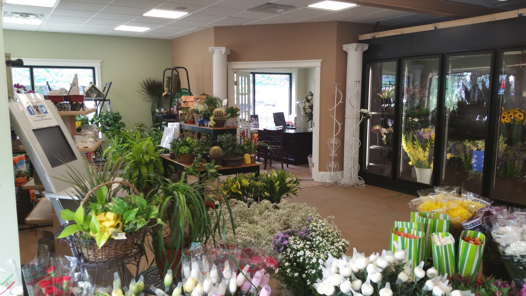About Towers Flowers West Islip NY Florist