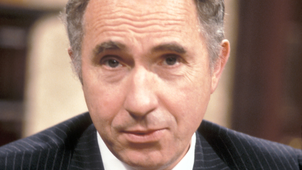 nigel hawthorne profile yes minister gold nigel hawthorne profile yes minister gold