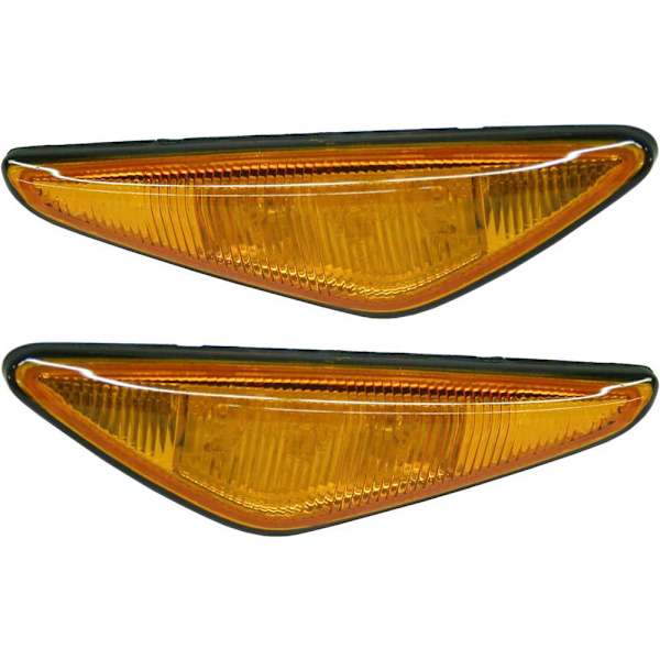 Replacement® Front, Driver and Passenger Side Side Marker, With bulb(s) SETB104511