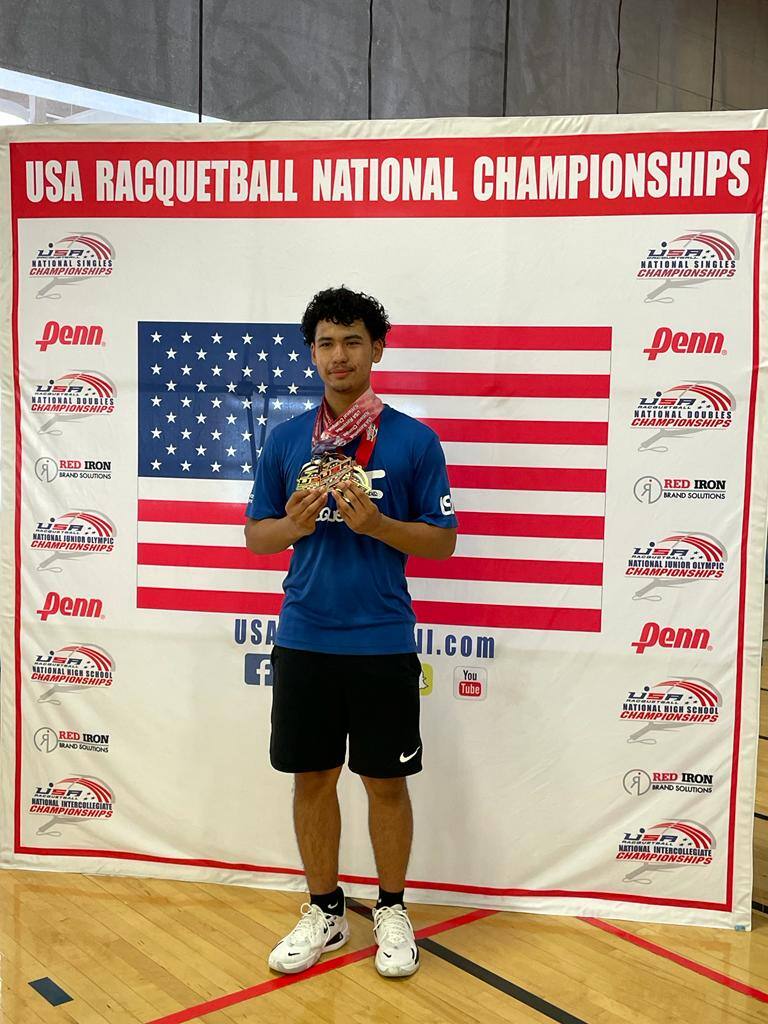 Illinois Spotlight: Axel Lopez