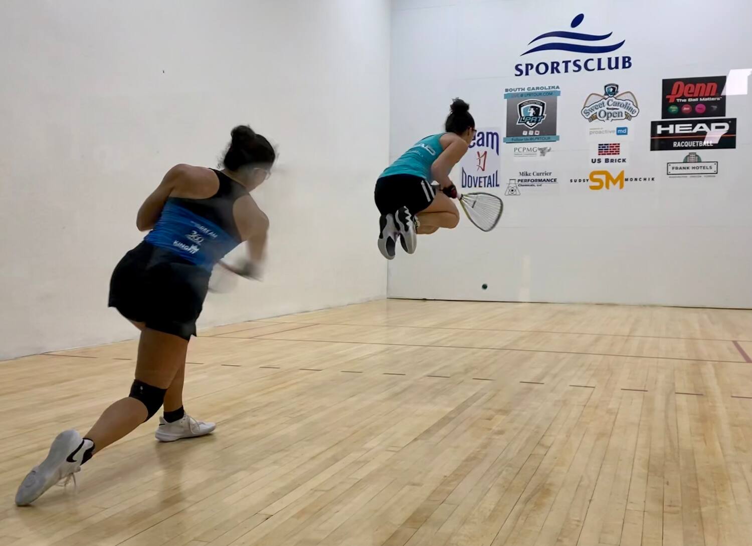 LPRT Carla Muñoz vs. Erika Manilla
