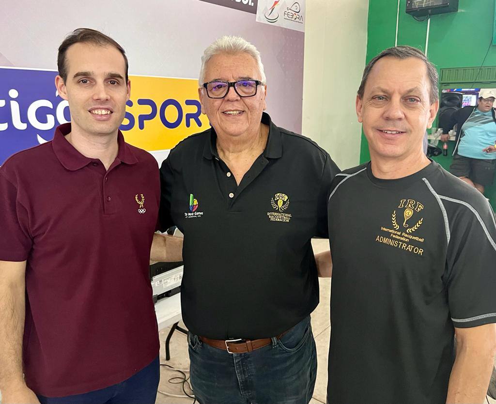 Mauro Grandio, Osvaldo Maggi, Marcelo Gómez Pacheco, Gary Mazaroff, Dean Schear, and the team of referees were on point and kept the tournament moving forward.