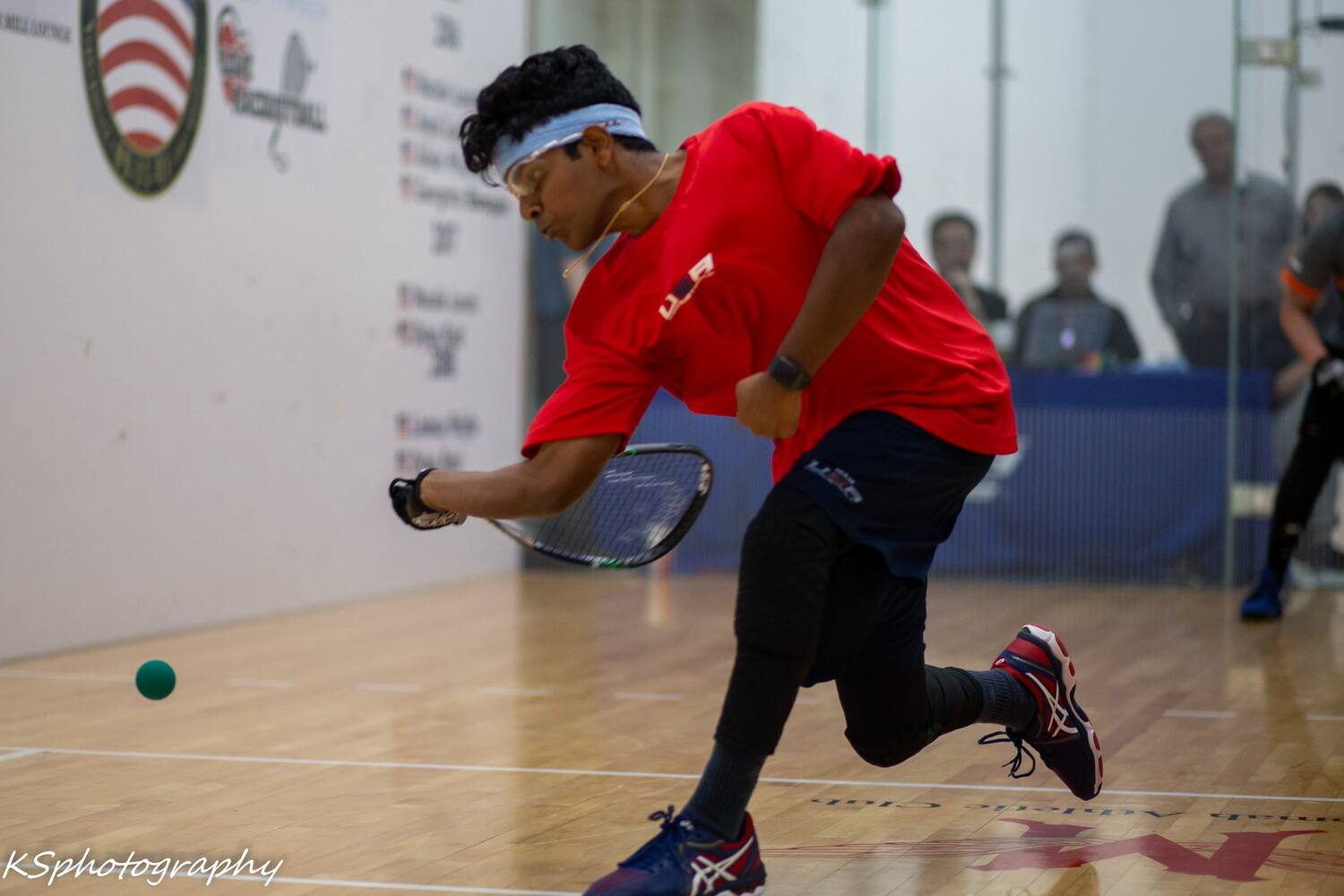 Nikhil Prasad hitting a forehand shot
