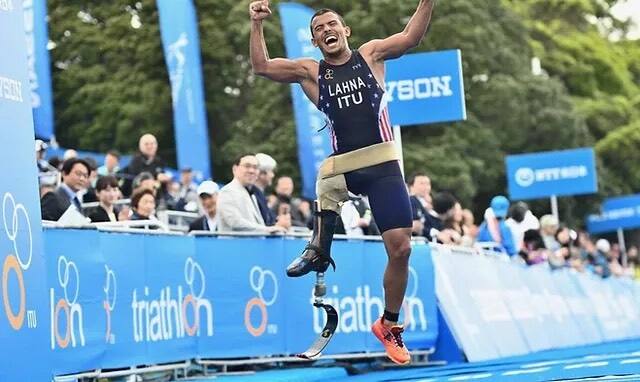 Mohamed Lahna competes under ITU uniform